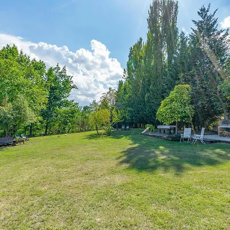 Three-bedroom In Cn Feriehus