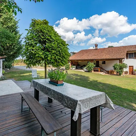 3 Bedroom Beautiful In Cn *