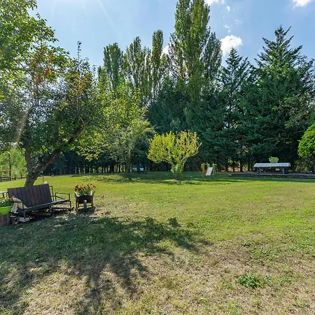 3 Bedroom Beautiful In Cn * Бене-Ваджиенна