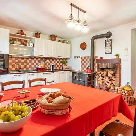 Three-bedroom In Cn