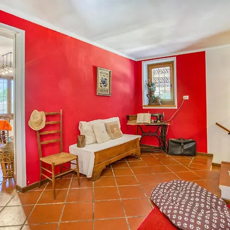 Three-bedroom In Cn Bene Vagienna