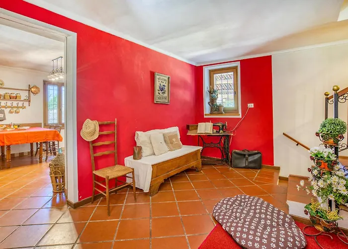 Three-bedroom In Cn Bene Vagienna